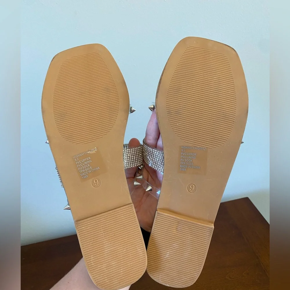 NEW Madden Girl Highwayy Sandals - Picture 8 of 9